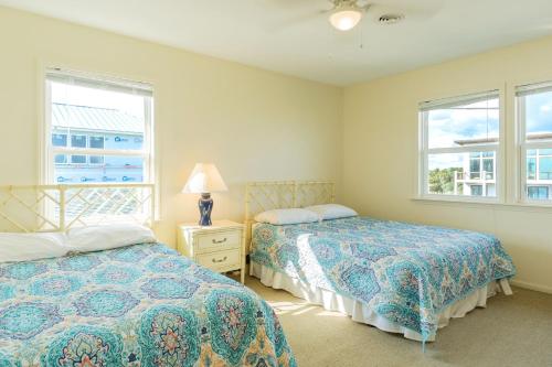 Yorkshire by Oak Island Accommodations - photo 21