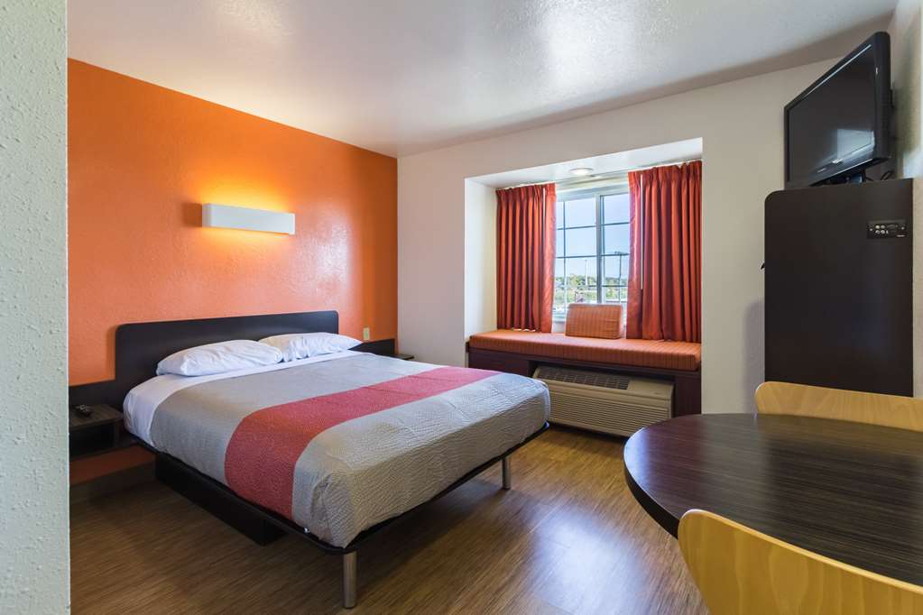Motel 6 Huron OH Sandusky - photo 20