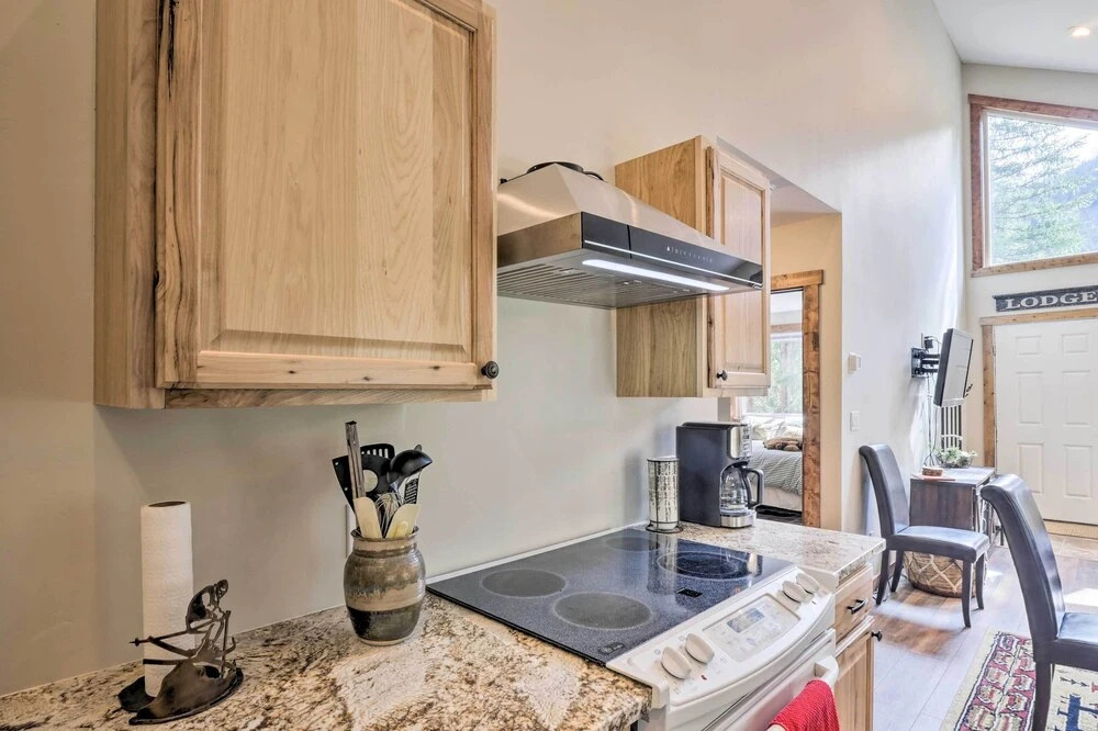 5 Mi To Ski Resort Mtn View Breck Home with Hot Tub - photo 15