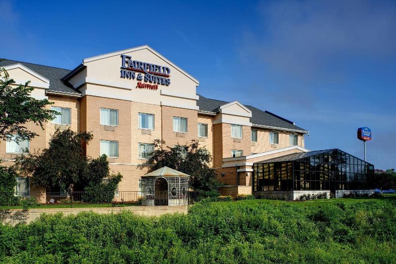 Fairfield Inn and Suites by Marriott Indianapolis East - photo 2