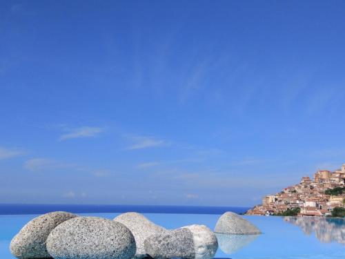 Agriturismo Cally Cally — 4-Star Luxury Hotel in Nicotera, Italy