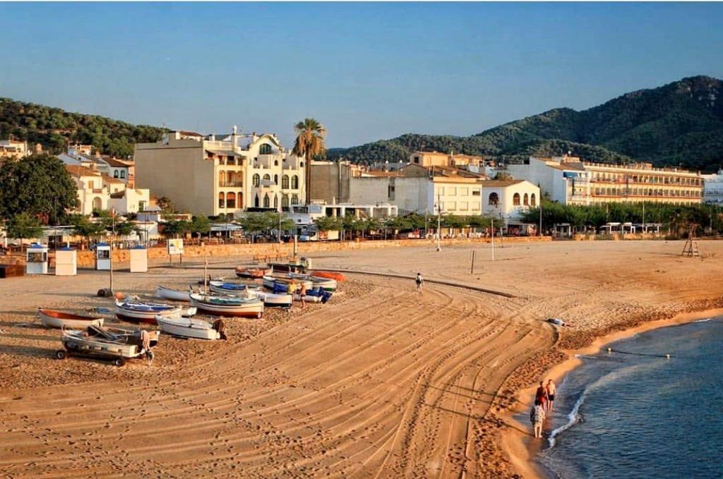 Apartamento Tossa de Mar — 4-Star Luxury Hotel in Tossa De Mar, Spain