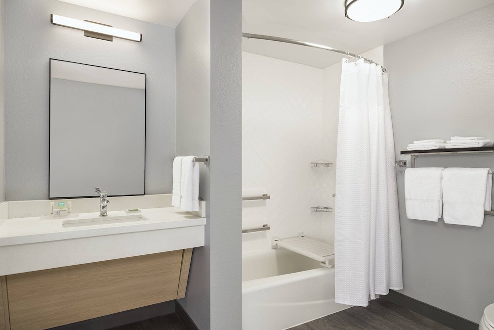 TownePlace Suites by Marriott Rochester Mayo Clinic Area - photo 19