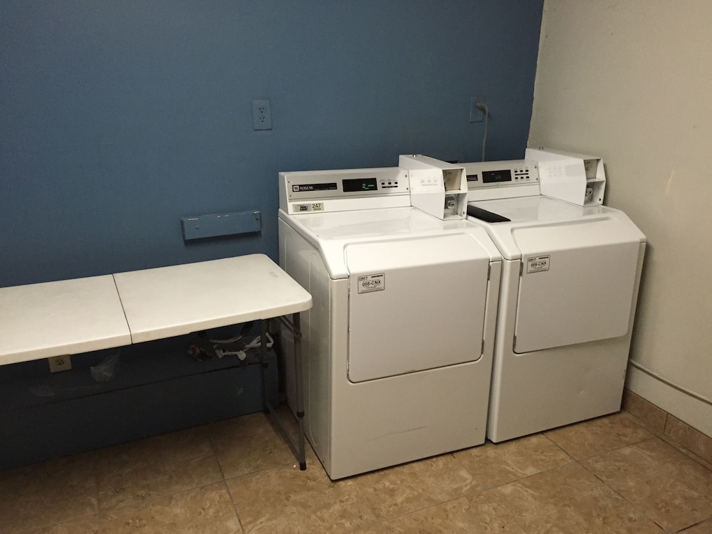 Days Inn by Wyndham New Braunfels - photo 21