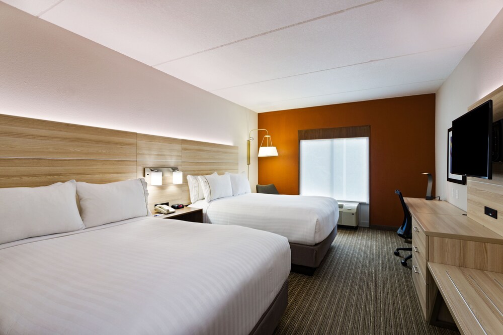 Holiday Inn Express Hotel & Suites Tavares Leesburg by IHG - photo 15
