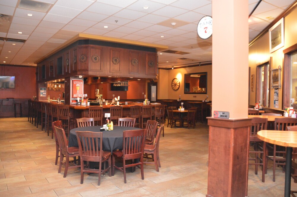 Red Lion Hotel St Joseph - photo 41
