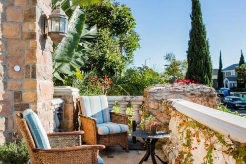 Unparalleled Villa Apartment in an Enchanting Village — 4-Star Luxury Hotel in Laguna Beach, United States