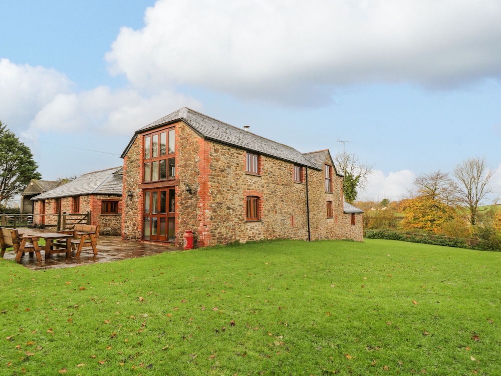 Stone Barn - last minute hotel in Holsworthy