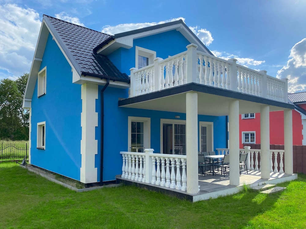 Holiday Home in Nowe Warpno near Harbor — 4-Star Luxury Hotel in Nowe Warpno, Poland