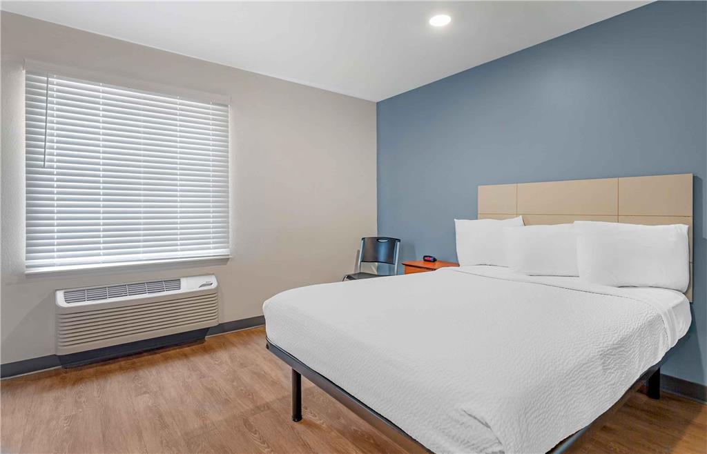 Extended Stay America Select Suites Fort Myers Northeast - photo 5