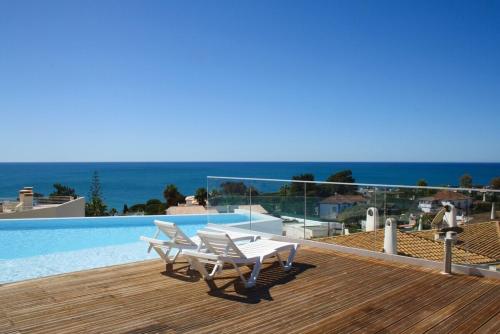 Blue Horizons 2 Bedroom Olhos de Agua — 4-Star Luxury Hotel in Olhos De Agua, Portugal