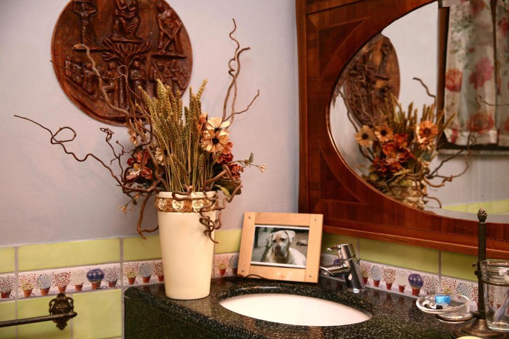 Ca' Matilde - carbon neutral hotel in Vergiate