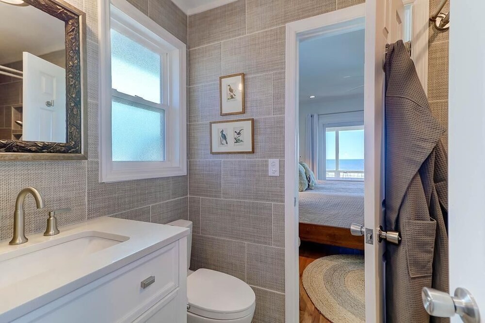 1619 E Ashley Namastay Oceanfront 4 Bedrooms - photo 29