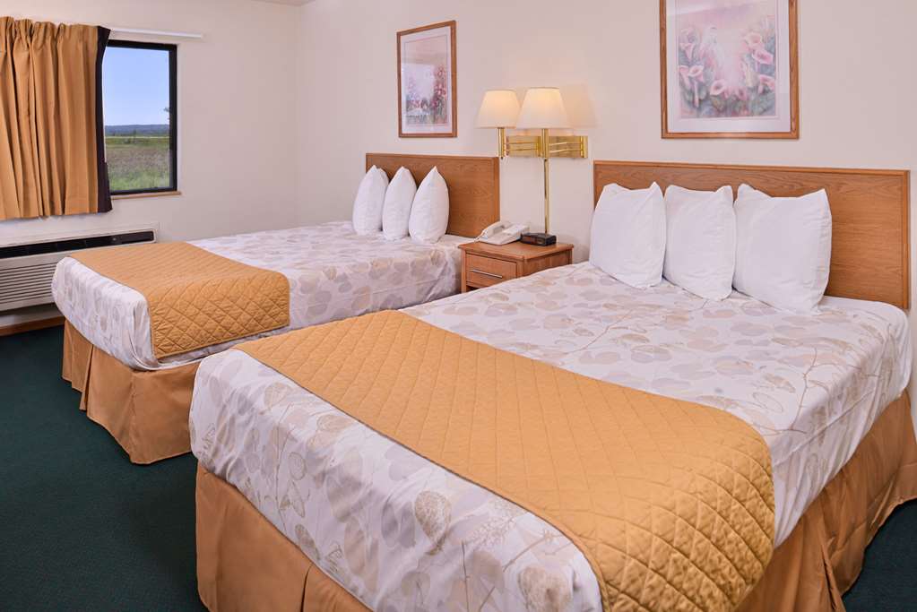 Americas Best Value Inn Missouri Valley - photo 12