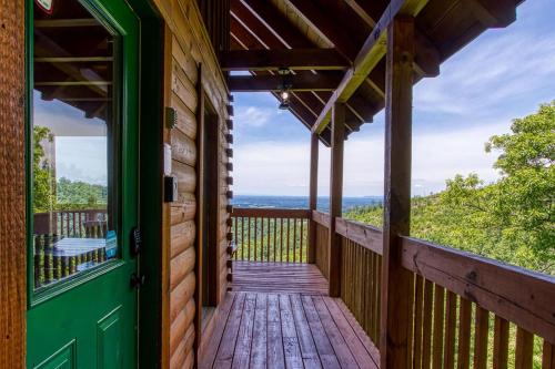 A View From Above Spacious Smoky Mountain Getaway Perfect for Families & Groups - photo 7