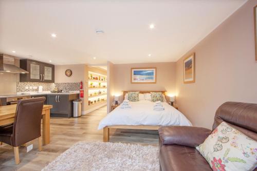 Mandarin Premier Apartments D 2 Bed Apt 1st Floor — 4-Star Luxury Hotel in Oban, United Kingdom