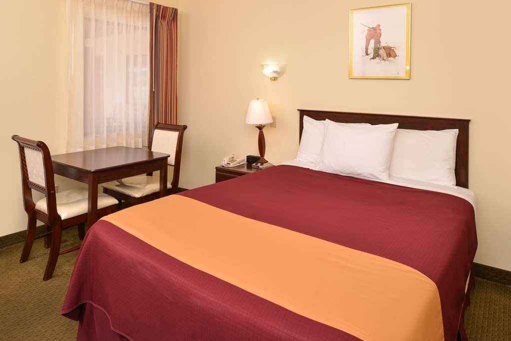 Americas Best Value Inn Ozona - photo 7
