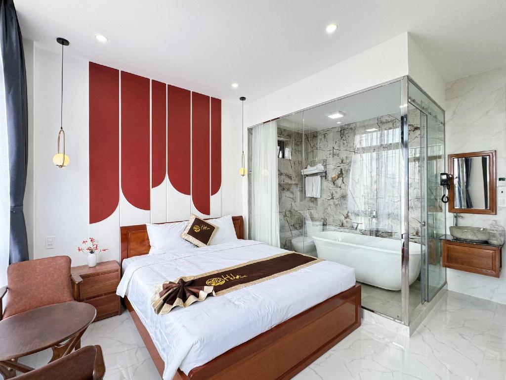 Hula Hotel in Can Tho, Vietnam