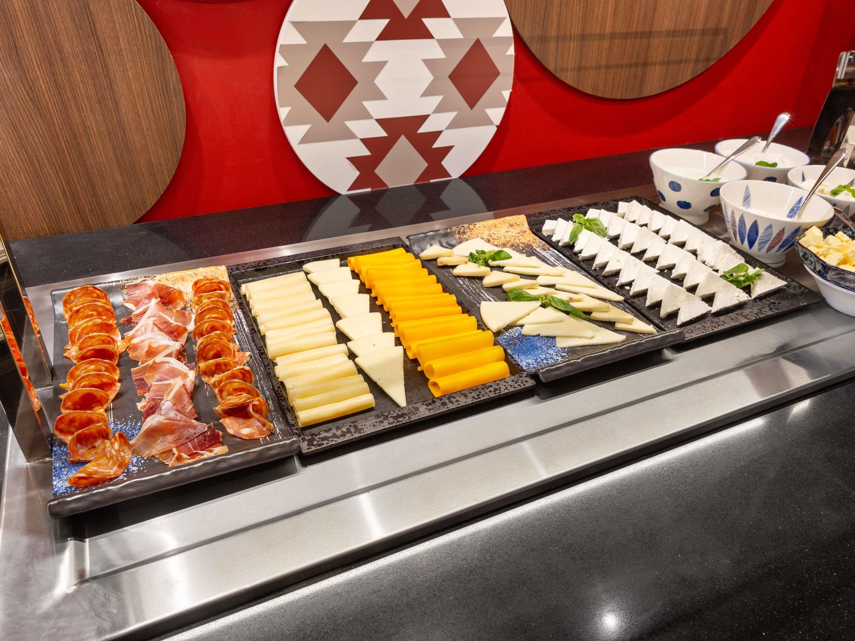 מזון ומשקאות