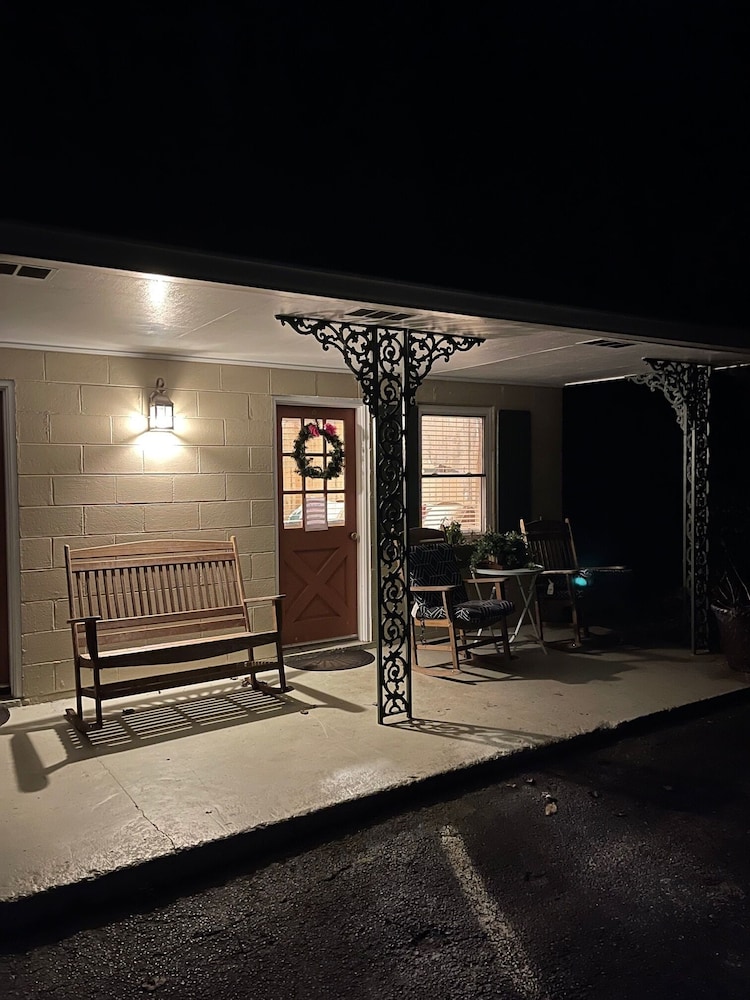 Mountain Aire Cottages & Inn - photo 44