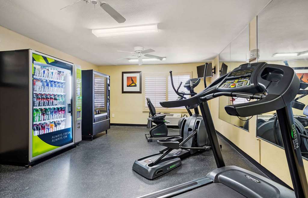 Extended Stay America Suites Houston Med Ctr Braeswood Bl - photo 46