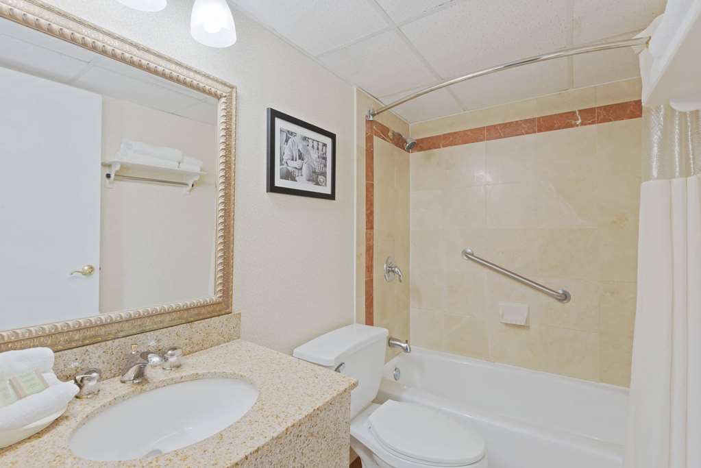 Super 8 by Wyndham Sturbridge - photo 13
