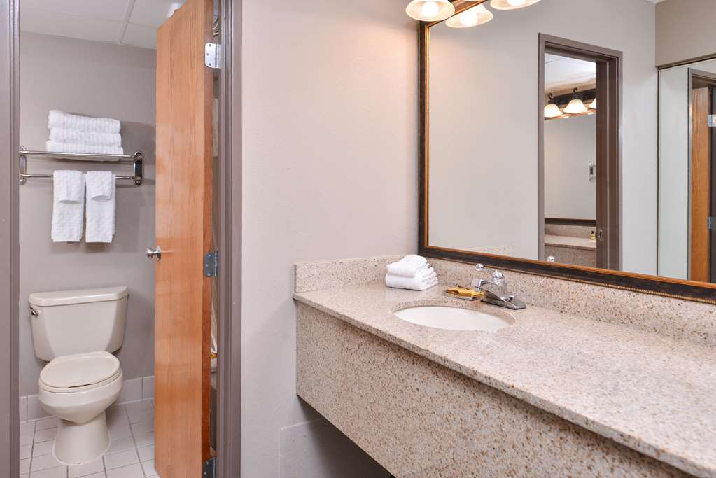 Best Western Plus Kelly Inn - photo 53