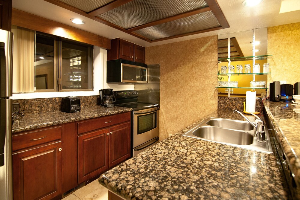Tahoe Chaparral - photo 12