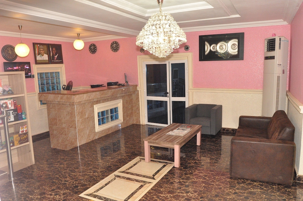 Ne Yo Hotel and Suites — hotel in Asaba