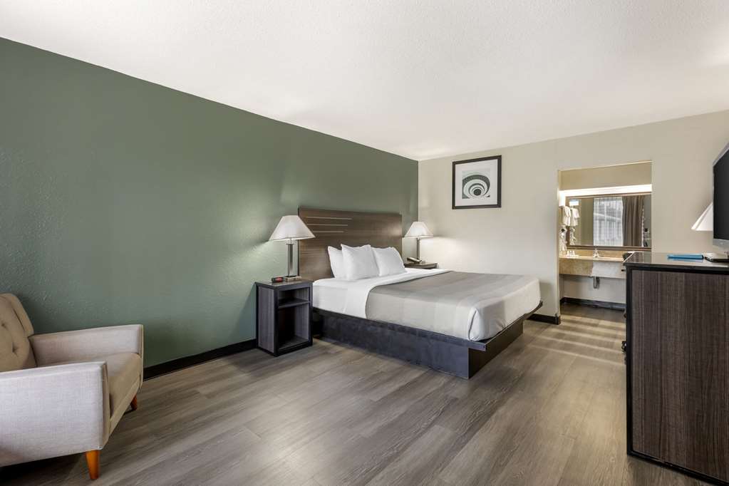 Quality Inn & Suites Santee I 95 - photo 38