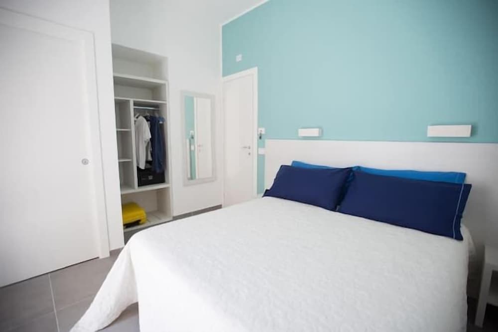 White Asses Rooms in Castellammare Del Golfo, Italy