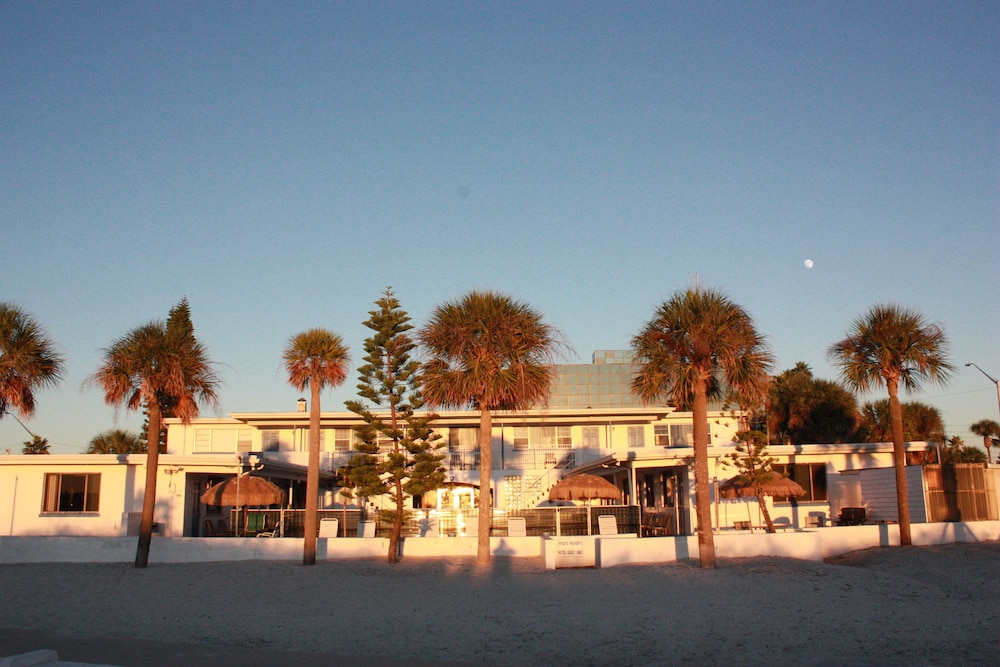 iBeach Resort - photo 57