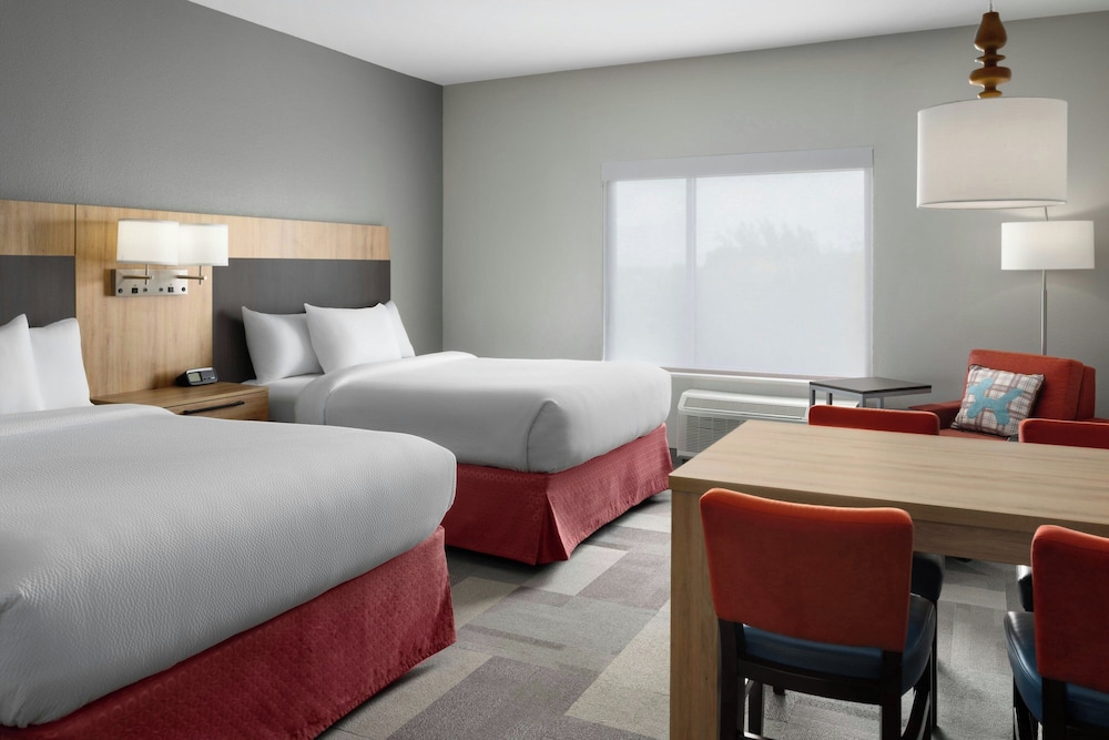 TownePlace Suites by Marriott Houston Hobby Airport - photo 13