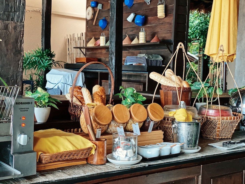 מזון ומשקאות