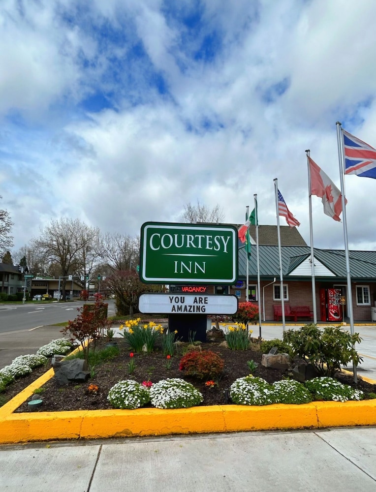 Courtesy Inn Downtown Eugene - photo 37