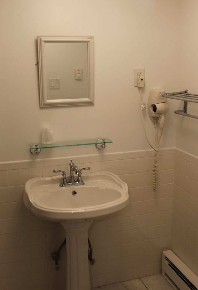 Catskill Seasons Inn - photo 93