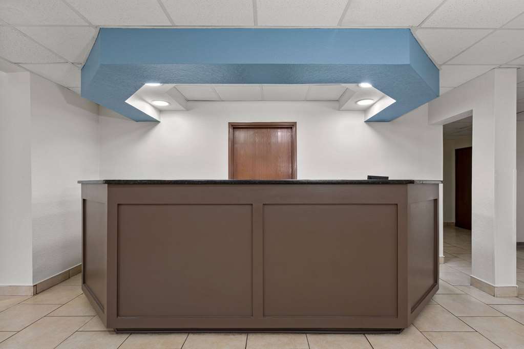 Baymont by Wyndham Orlando International Dr Universal Blvd - photo 11