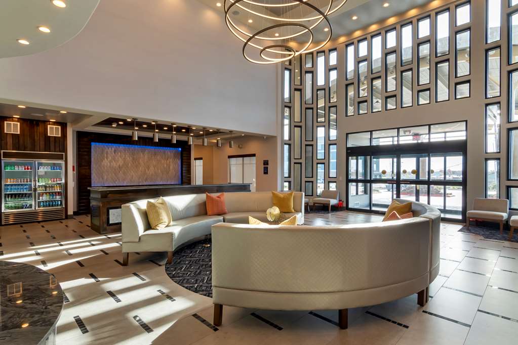 Best Western Premier Liberty Inn Suites - photo 39