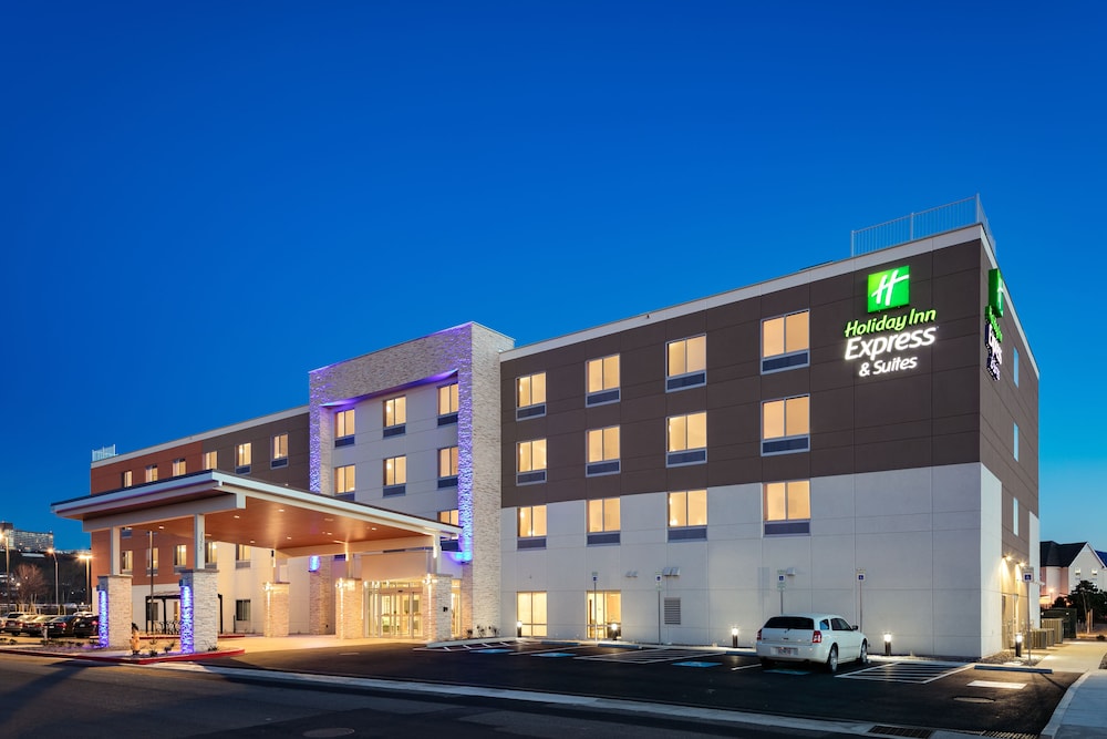 Holiday Inn Express & Suites Medford an IHG Hotel - featured photo