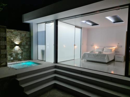 One Bedroom Pool House by Olivujoj — 4-Star Luxury Hotel in Anavyssos, Greece