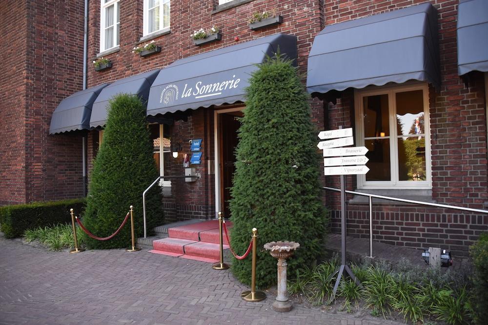Hotel Restaurant La Sonnerie — 4-Star Luxury Hotel in Son, Netherlands