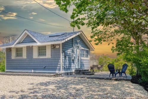 Beach cottage villa — 4-Star Luxury Hotel in Baiting Hollow, United States