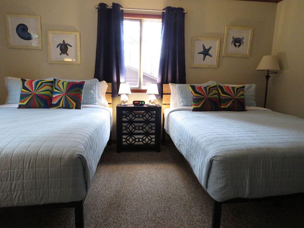 Tall Pines Inn - photo 54
