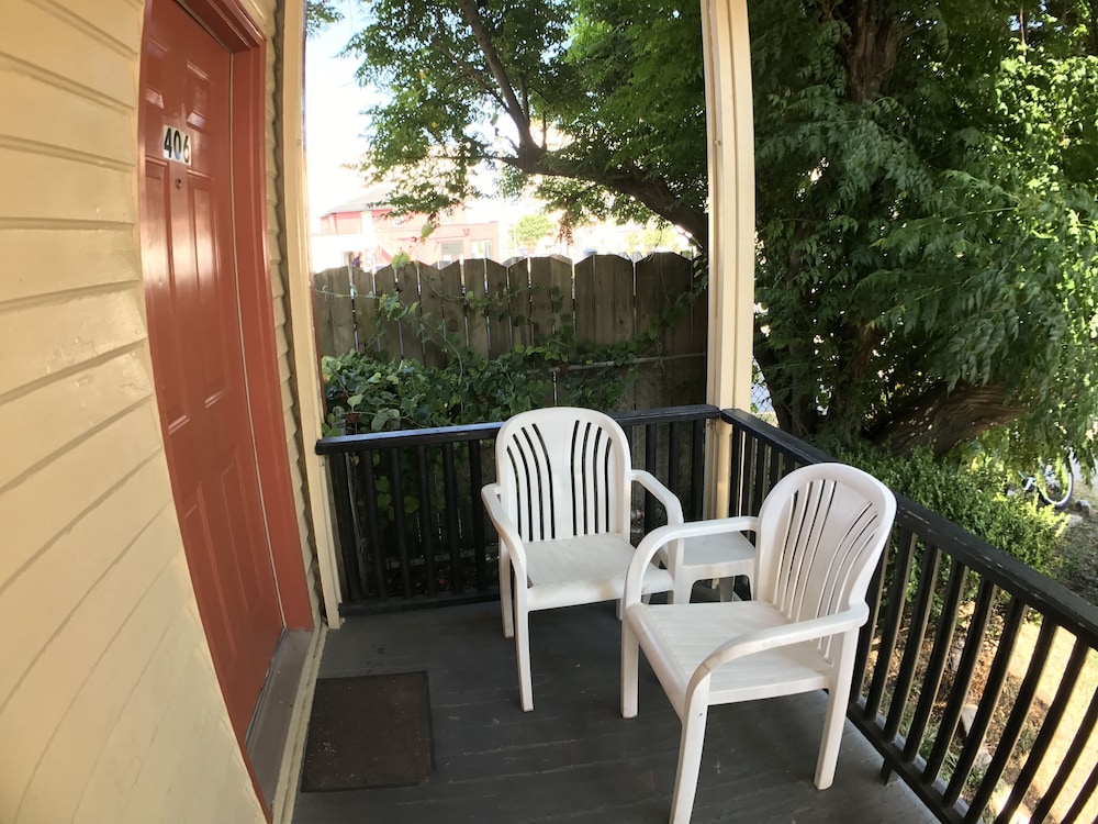 Ocean Cove Motel - photo 18