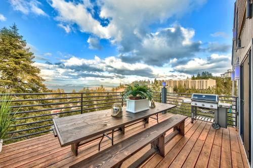 Luxe 15 Blue Diamond vip Lake Tahoe hot tub pool game room