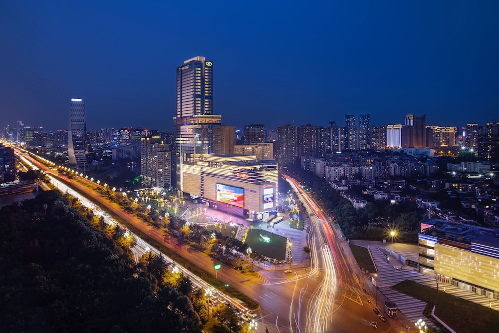 Grand Bay Hotel Chengdu — 4-Star Luxury Hotel in Chengdu, People's Republic of China