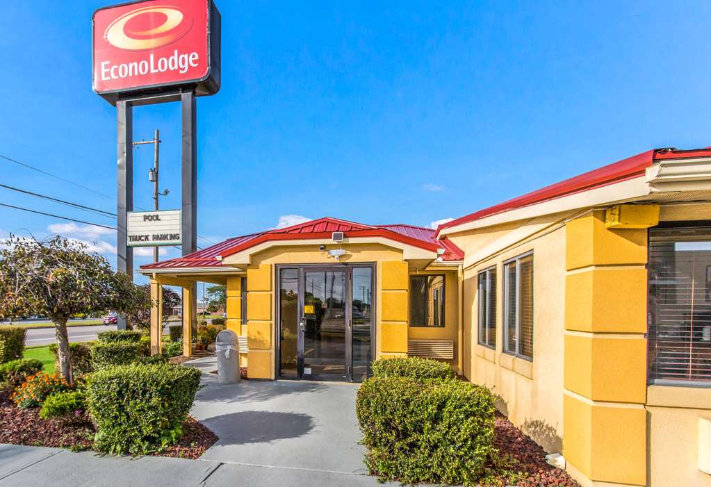 Econo Lodge Norwalk - featured photo