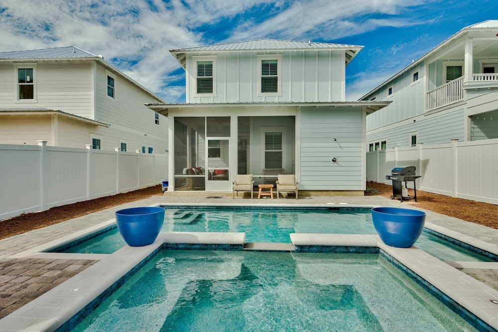 Sands Street Homes by Forehand Rentals — 4-Star Luxury Hotel in Panama City Beach, United States