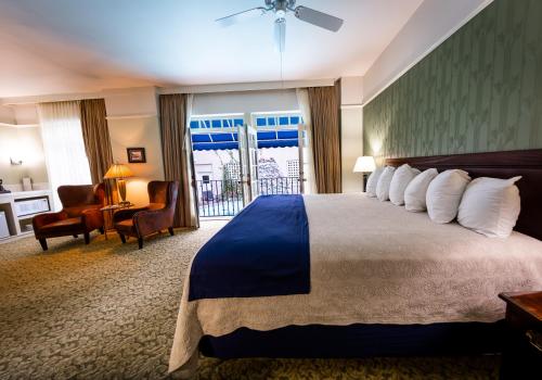 The Hotel Paisano - photo 20