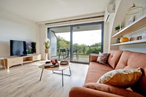 BlueApart Jeżynowa Jastarnia — 4-Star Luxury Hotel in Jastarnia, Poland